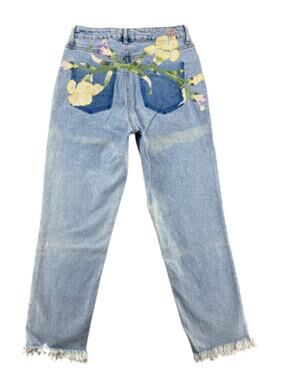 Guess 1981 Straight Jeans Womens 27 Floral Embroidered Raw Hem Light Wash